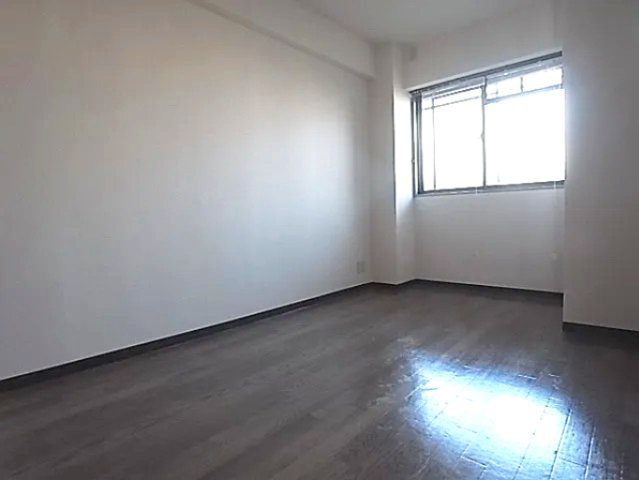 プラスワン芦屋の居間写真