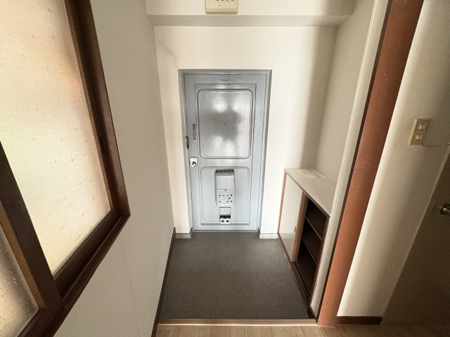 江南荘の玄関写真