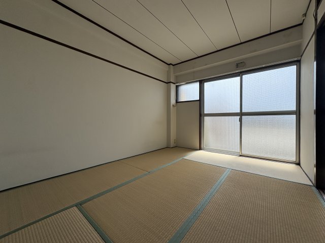 江南荘の居間写真
