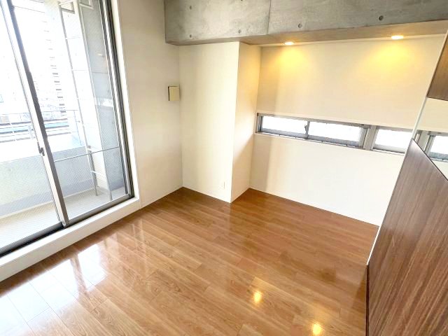 東海道本線 甲南山手駅 徒歩14分 10階建 築15年の居間写真