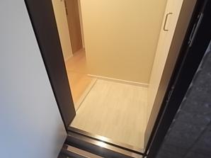 ラビエ岡本の玄関写真