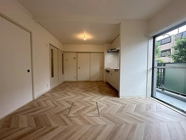 鶴甲コーポ 1号棟 - 34号棟の居間写真