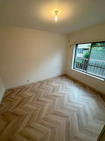 鶴甲コーポ 1号棟 - 34号棟の居間写真