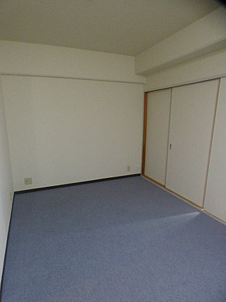 グリーンハイツ青木の居間写真