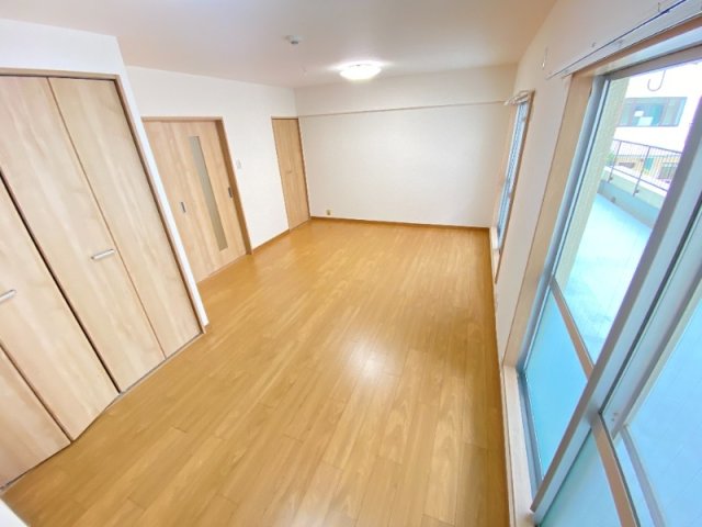 田中マンションの居間写真
