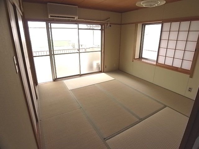 第2ビラ摩耶の居間写真