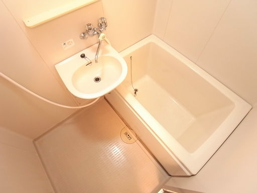 ジュネス本山の風呂写真