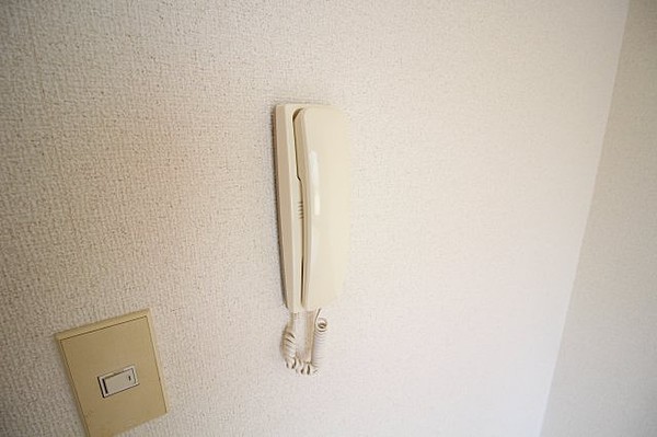 シャルマン六甲の玄関写真