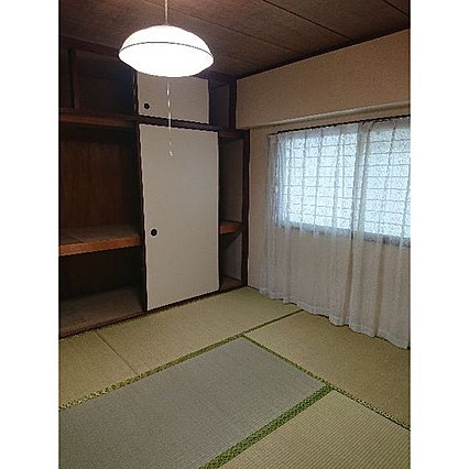住吉台東住宅の居間写真
