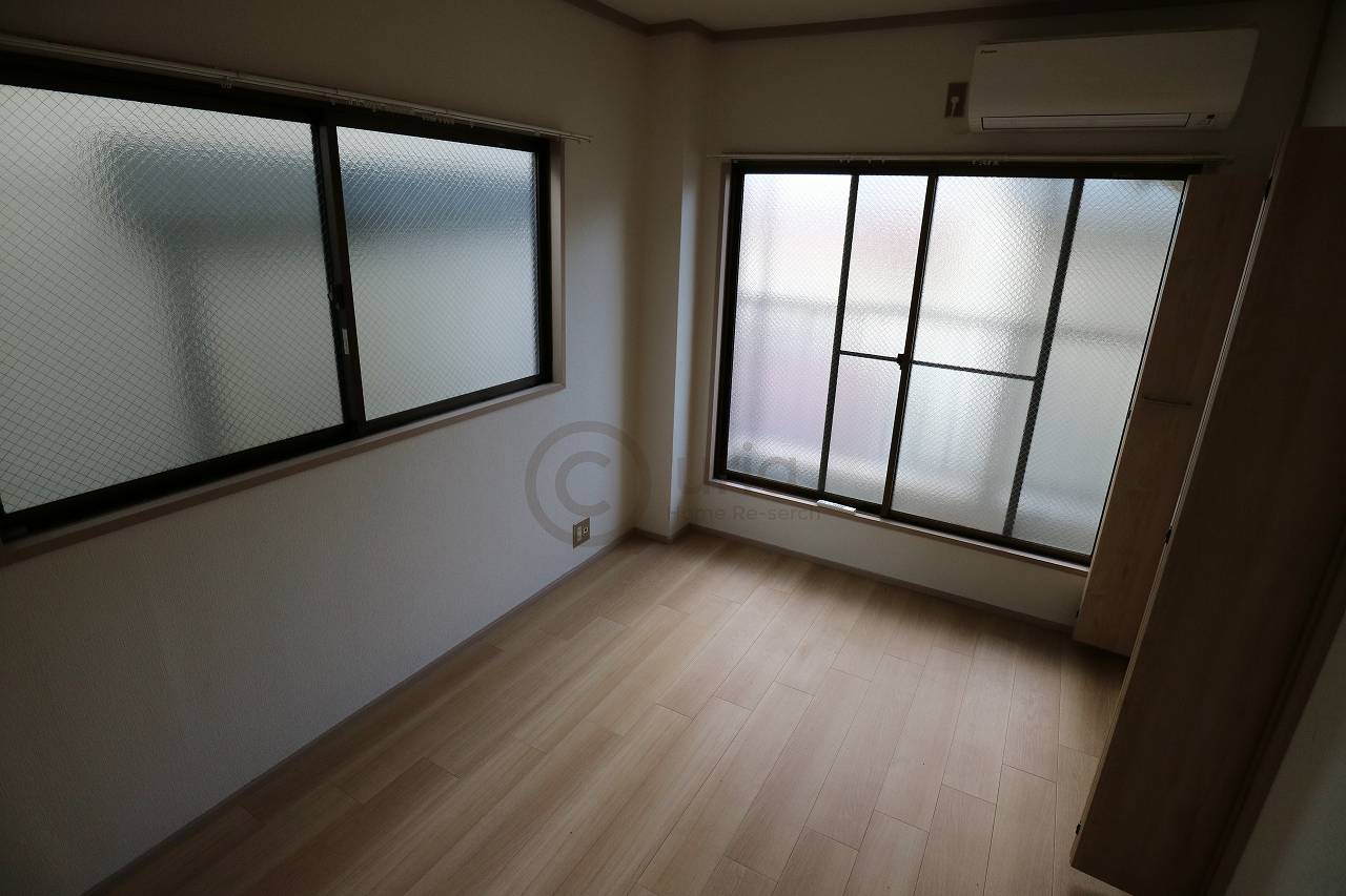 大石マンションの居間写真