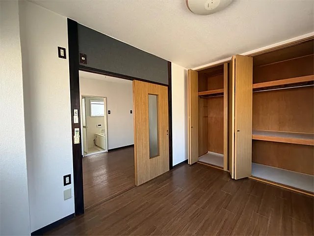 天野マンションの居間写真