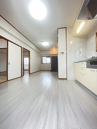 増田ビルの居間写真