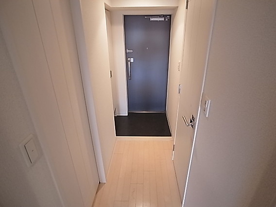 エヴァステージ神戸六甲の玄関写真