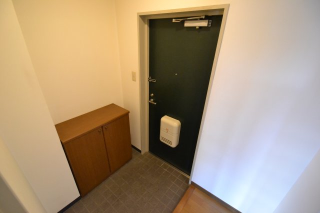 リーグレック元町の玄関写真