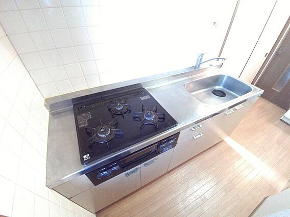 サンフラワー御影のキッチン写真