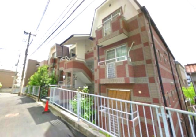 ジュリアス中山手
