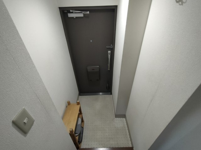 エルパラッツォ新神戸の玄関写真