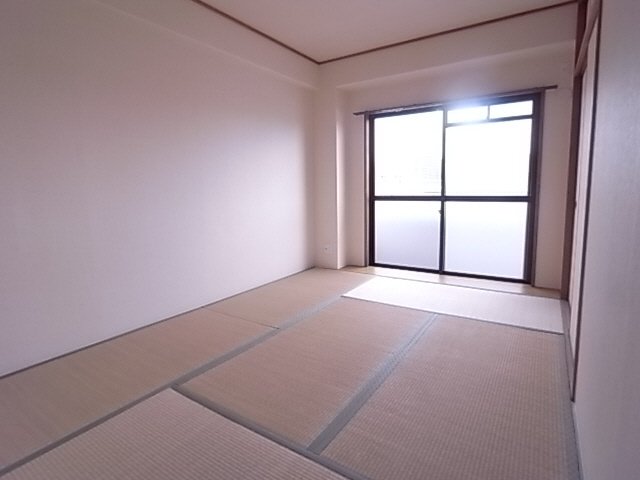 パレルミエール岡本の居間写真