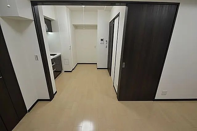 エステムプラザ神戸三宮ルクシアの居間写真