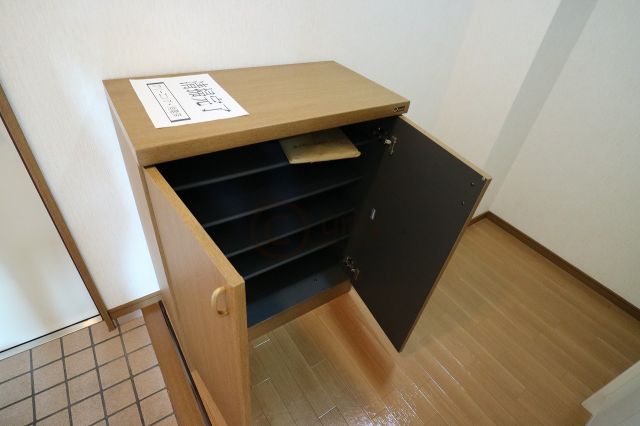 アバントコート六甲の玄関写真
