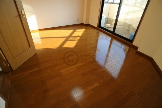 アバントコート六甲の居間写真