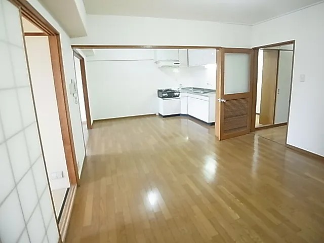御影アーバンライフの居間写真