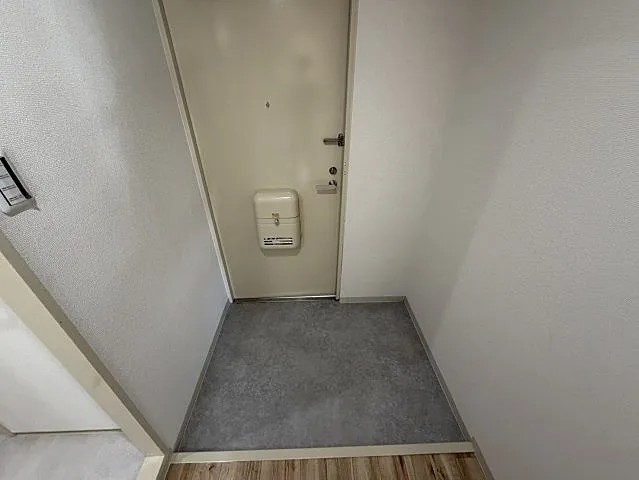 ユニーブル六甲の玄関写真