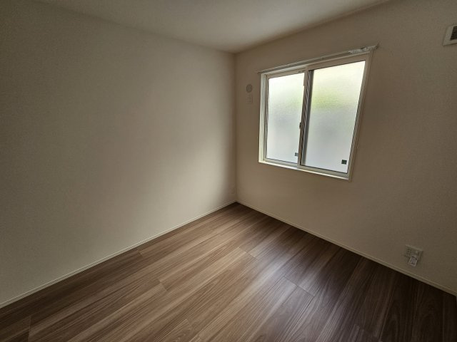 ラポール岡本D-room西岡本の居間写真