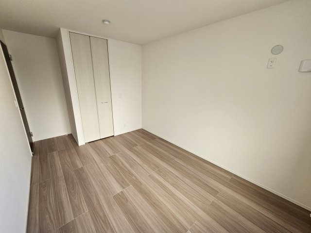ラポール岡本D-room西岡本の居間写真