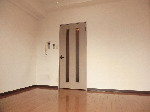 ランドマークシティ神戸西元町の居間写真