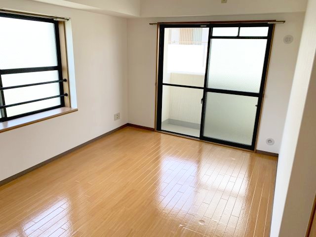 シティプラザ芦屋西の居間写真