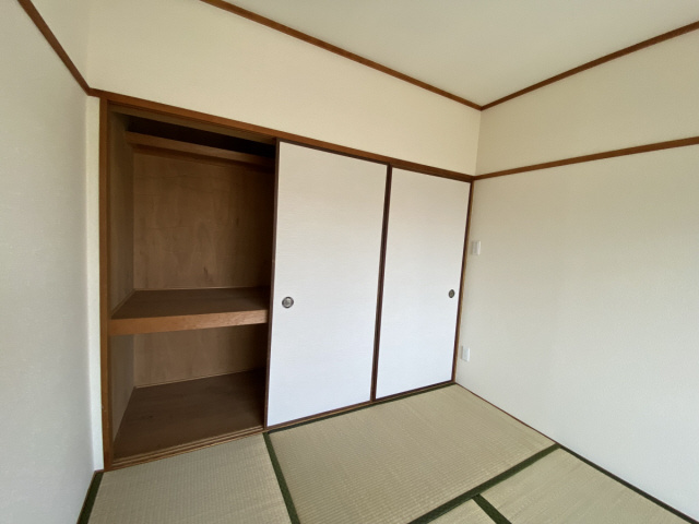 ハイツときわの居間写真
