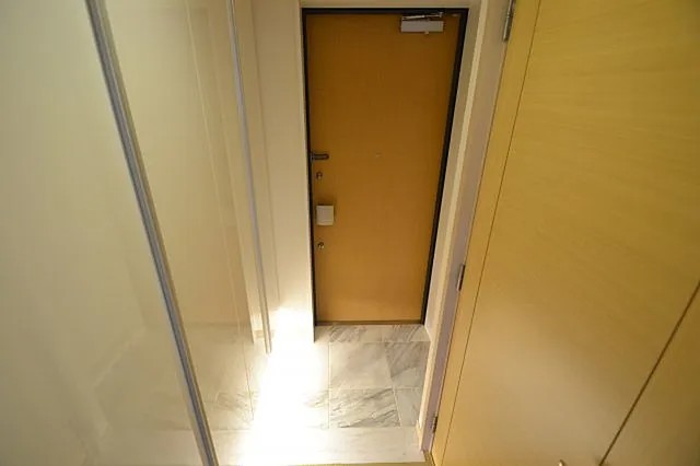 トア山手フラッツの玄関写真