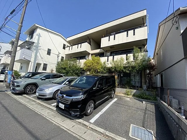シャルマン岩屋の外観写真