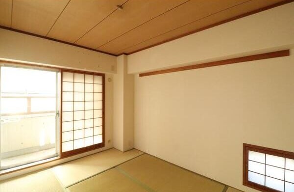 芦屋パティオの居間写真