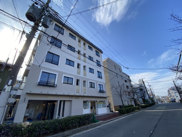 芦屋リバーウエストマンションの外観写真
