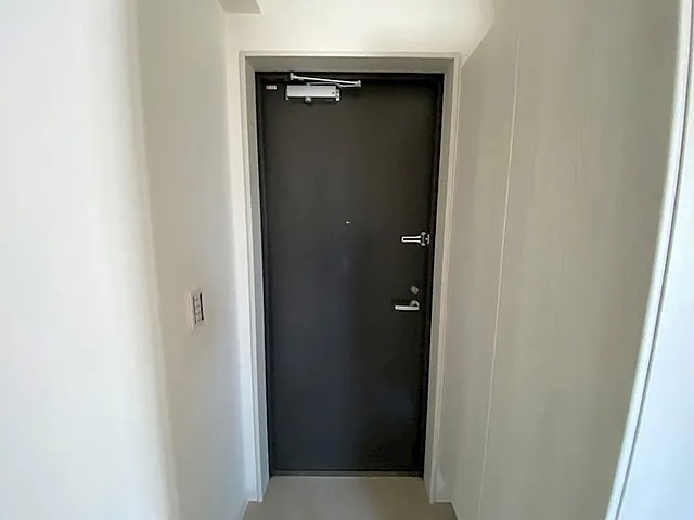 芦屋リバーウエストマンションの玄関写真