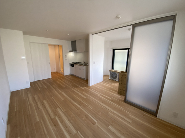 芦屋リバーウエストマンションの居間写真