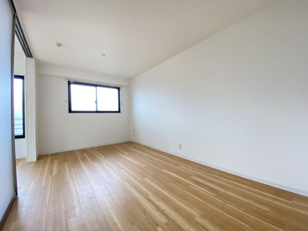 芦屋リバーウエストマンションの居間写真