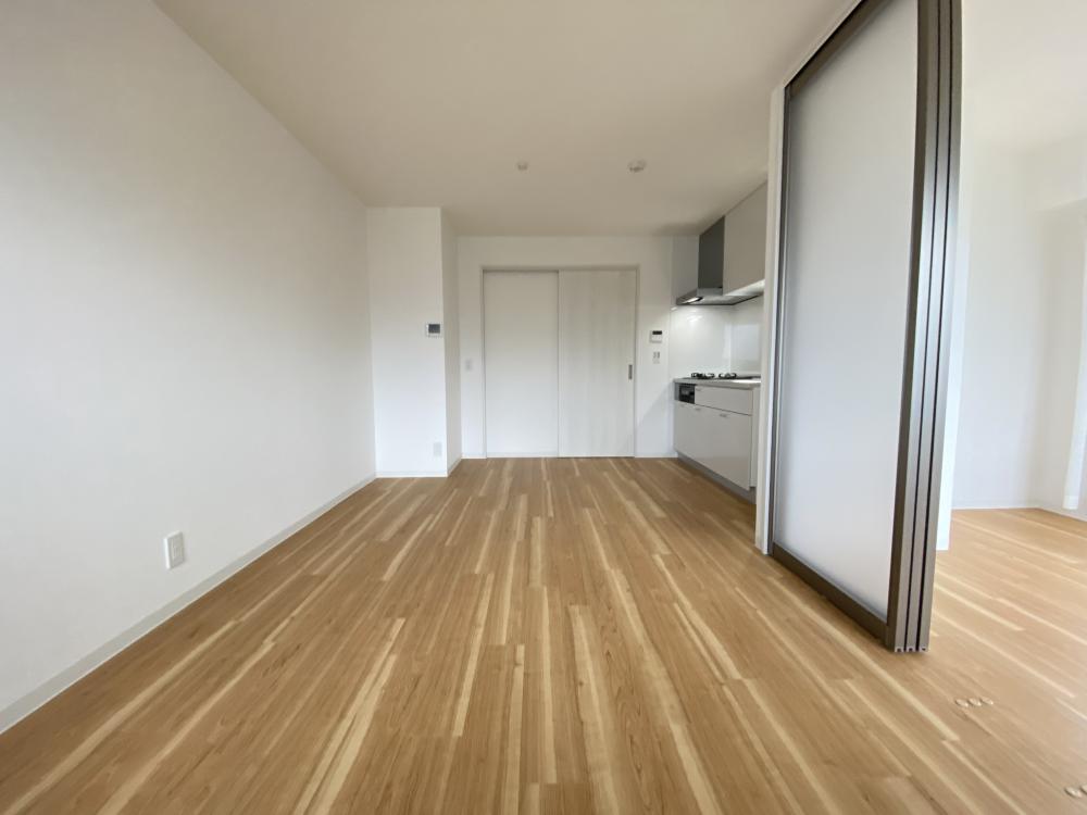 芦屋リバーウエストマンションの居間写真