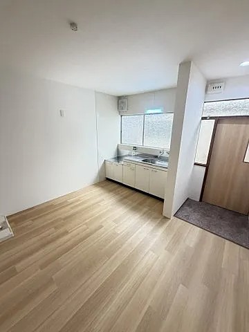 エルパラッツォ篠原の居間写真