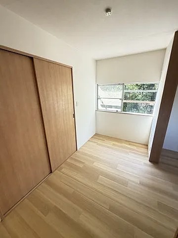 エルパラッツォ篠原の居間写真