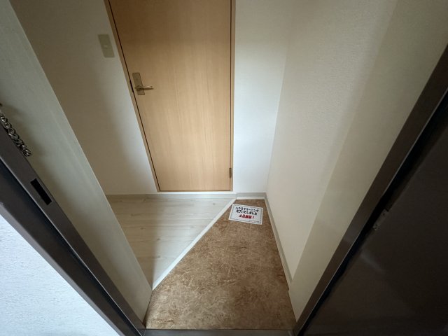 シティライフ稗原の玄関写真