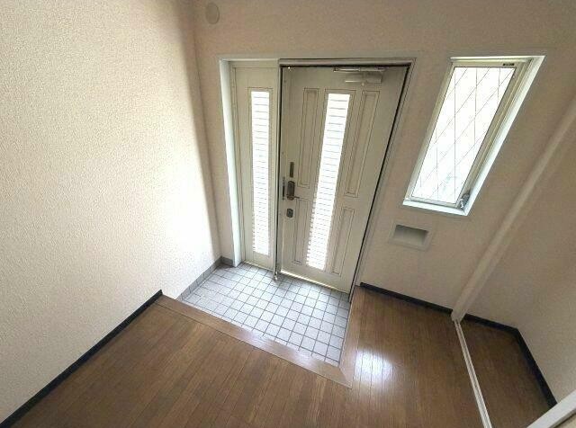 深江南町テラスハウスの玄関写真