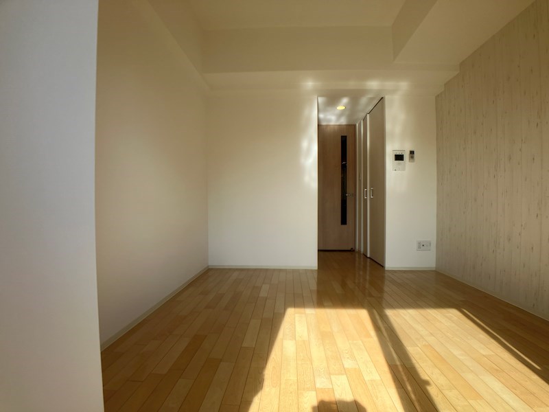レジュールアッシュ神戸元町の居間写真