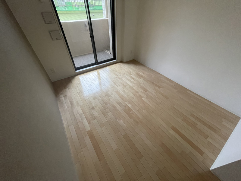 レジュールアッシュ神戸元町の居間写真