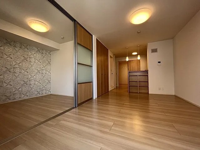 D-room灘北通の居間写真