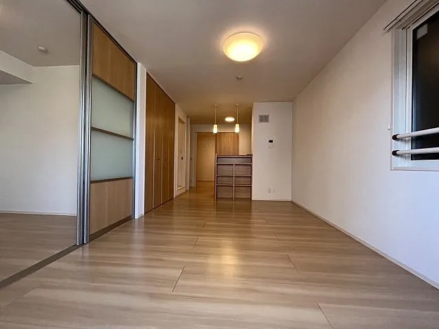 D-room灘北通の居間写真