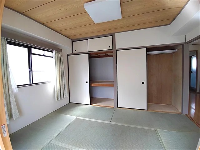 マスミマンションの居間写真