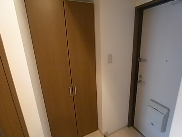 サンクラッソ三ノ宮加納町の玄関写真